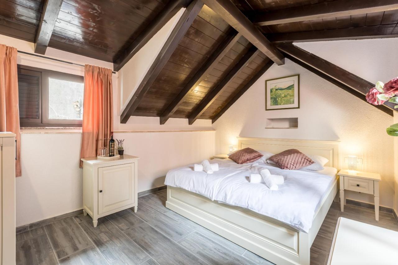 Old Town B&B Rooms Matusko 스플리트 외부 사진
